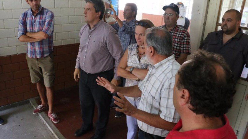 Vecinos a los tiros